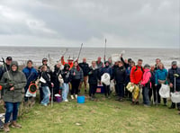 More than 120 take part in beach cleans on West Somerset coast